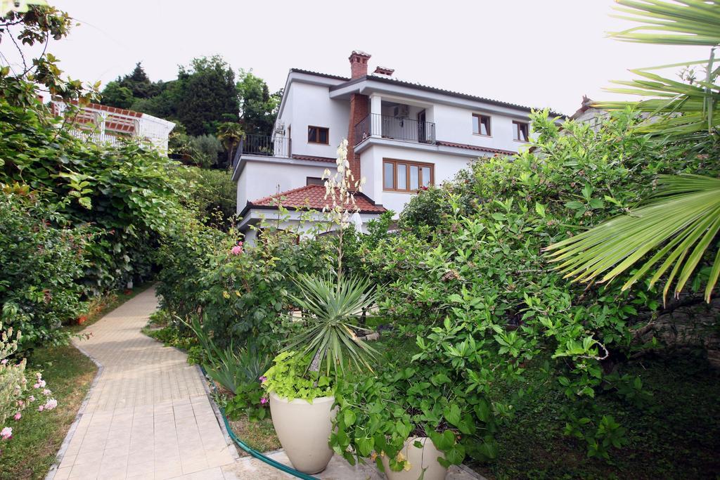 Parenzana Sea View Apartments Sk 波尔托罗 外观 照片