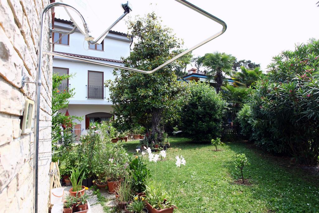 Parenzana Sea View Apartments Sk 波尔托罗 外观 照片